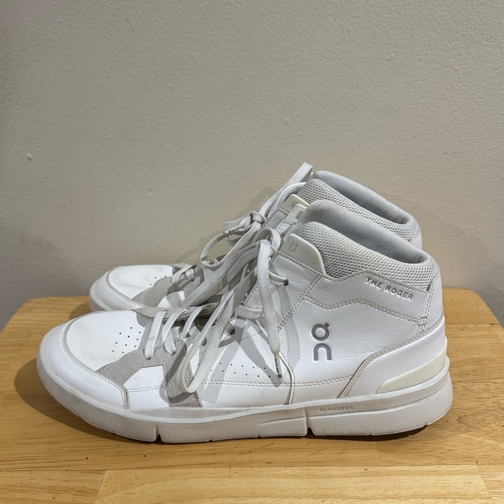 On Cloud The Roger Clubhouse Mid M
White/Sand (Size 12.5) - Picture 3 of 9
